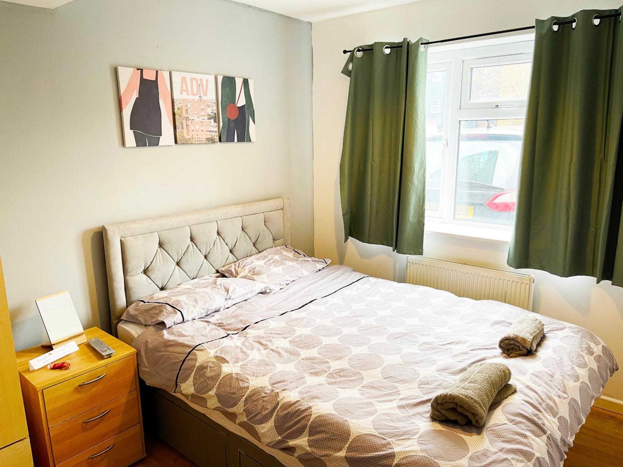 Проживание в семье Brixton/oval House *