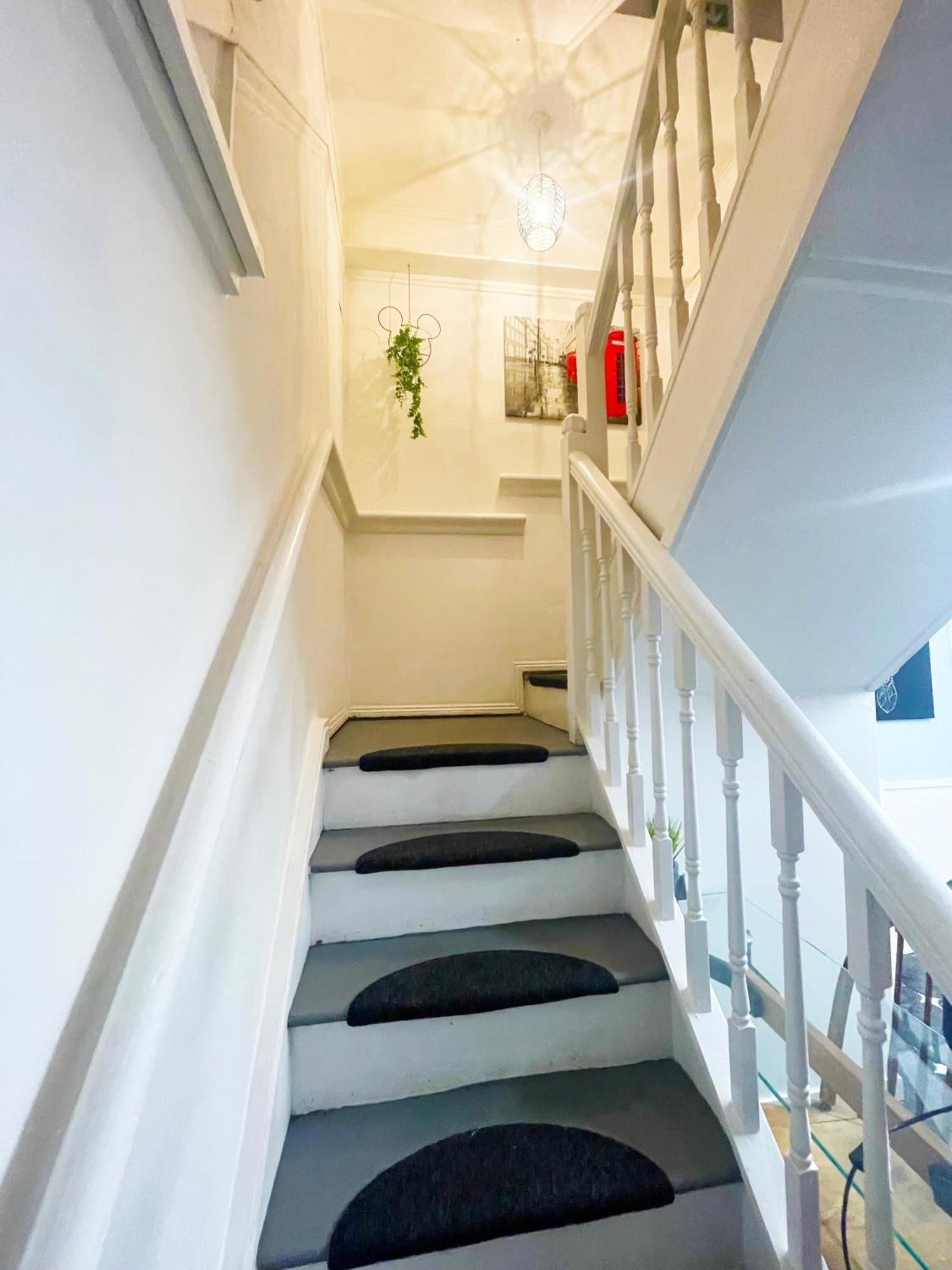 Brixton/oval House Лондон